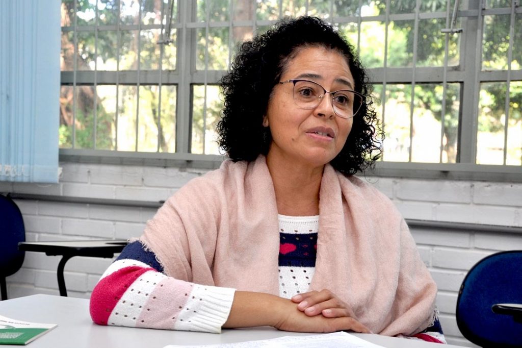 Patrícia Rosa da Silva é uma das representantes da UEL no PEEA, do Governo do Paraná.
