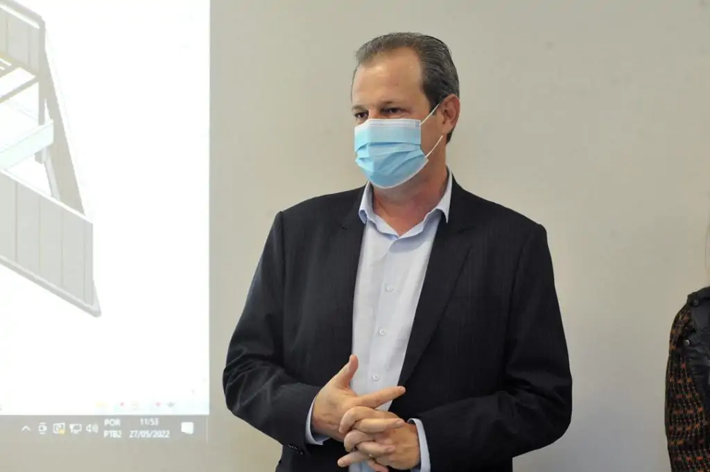 Cerimônia de inauguração do Projetek reuniu autoridades estaduais, regionais e municipais.